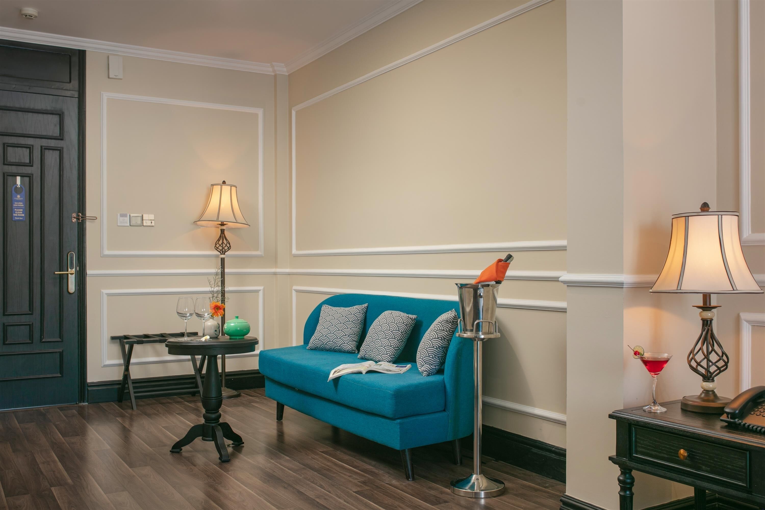 suite double or twin with balcony and pool view | 1 bedroom, premium bedding, in-room safe, desk