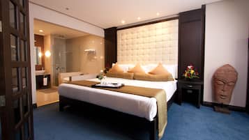 Presidential Suite (Hollywood size bed)