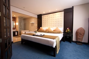 總統套房 (Hollywood size bed)