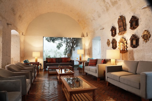 Hotel San Agustin Posada del Monasterio