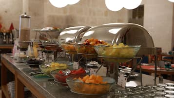 Desayuno completo incluido todos los días