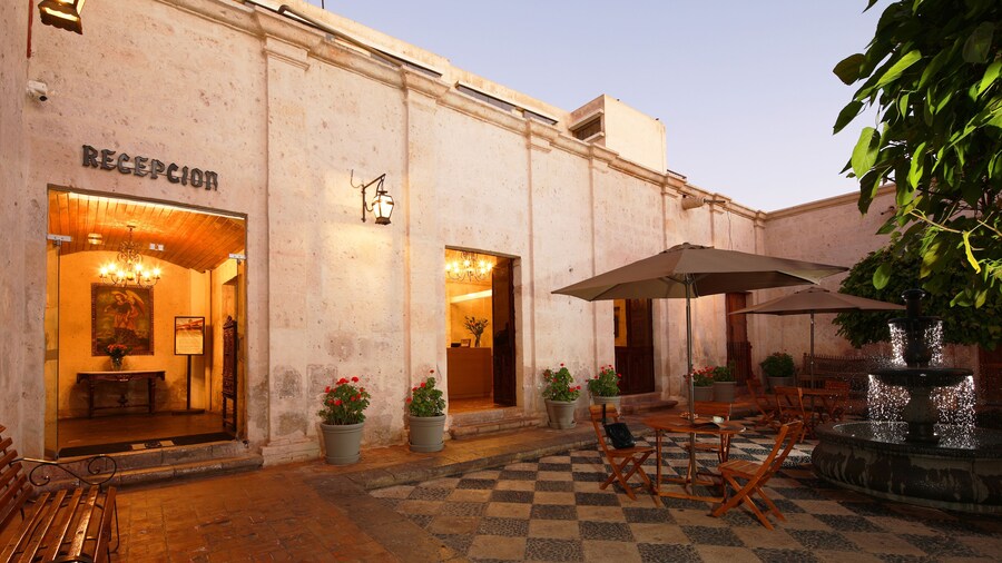 Hotel San Agustin Posada del Monasterio