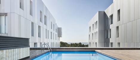 屋外プール、サンラウンジャー