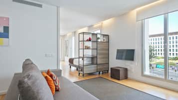 2 slaapkamers, donsdekens, een kluis op de kamer