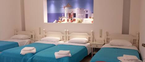 Studio (for 5) | Egyptian cotton sheets, hypo-allergenic bedding, Select Comfort beds