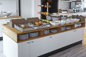 Daily buffet breakfast for a fee - West Bay (Middelkerke)