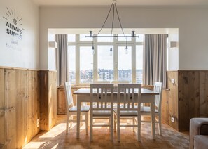 Family Apartment | In-room dining - West Bay (Middelkerke)