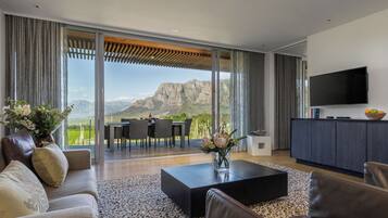 Villa, 2 Bedrooms, Mountain View | Living area