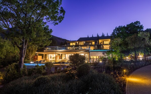 Fachada del alojamiento