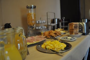 Breakfast area - Suites Villa Soriano (Pisa)