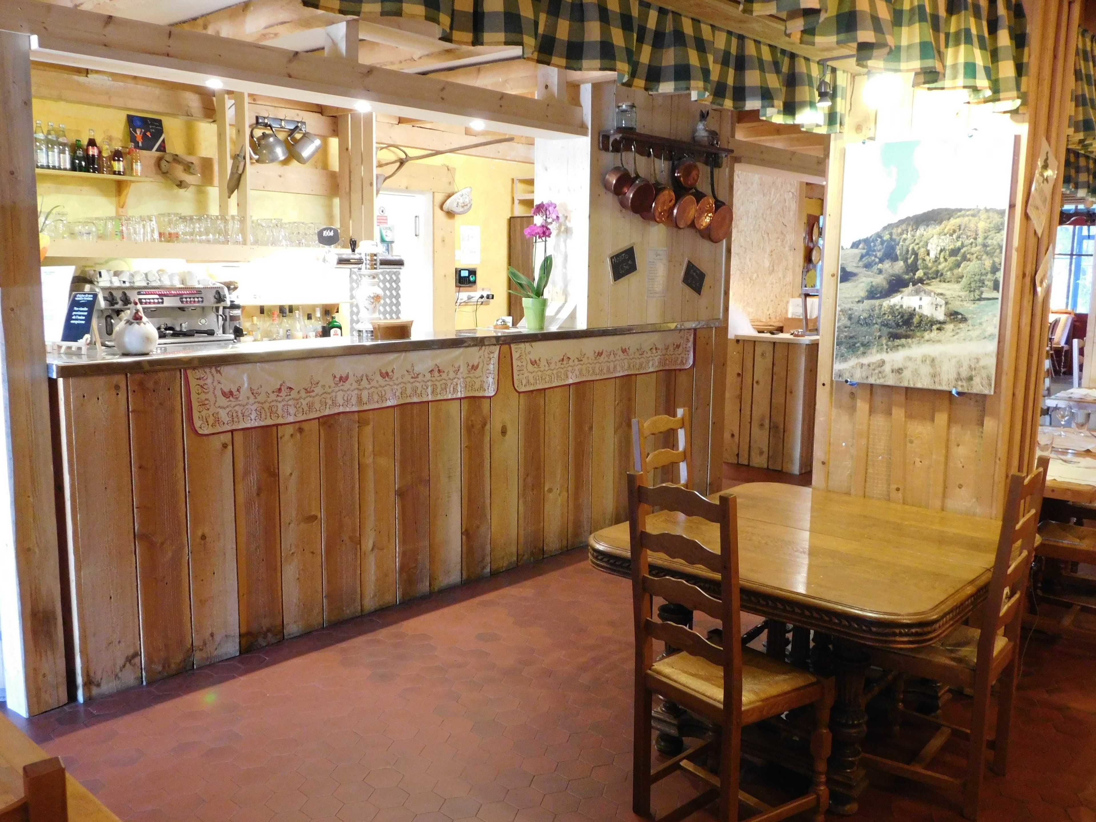 Bar (en la propiedad)