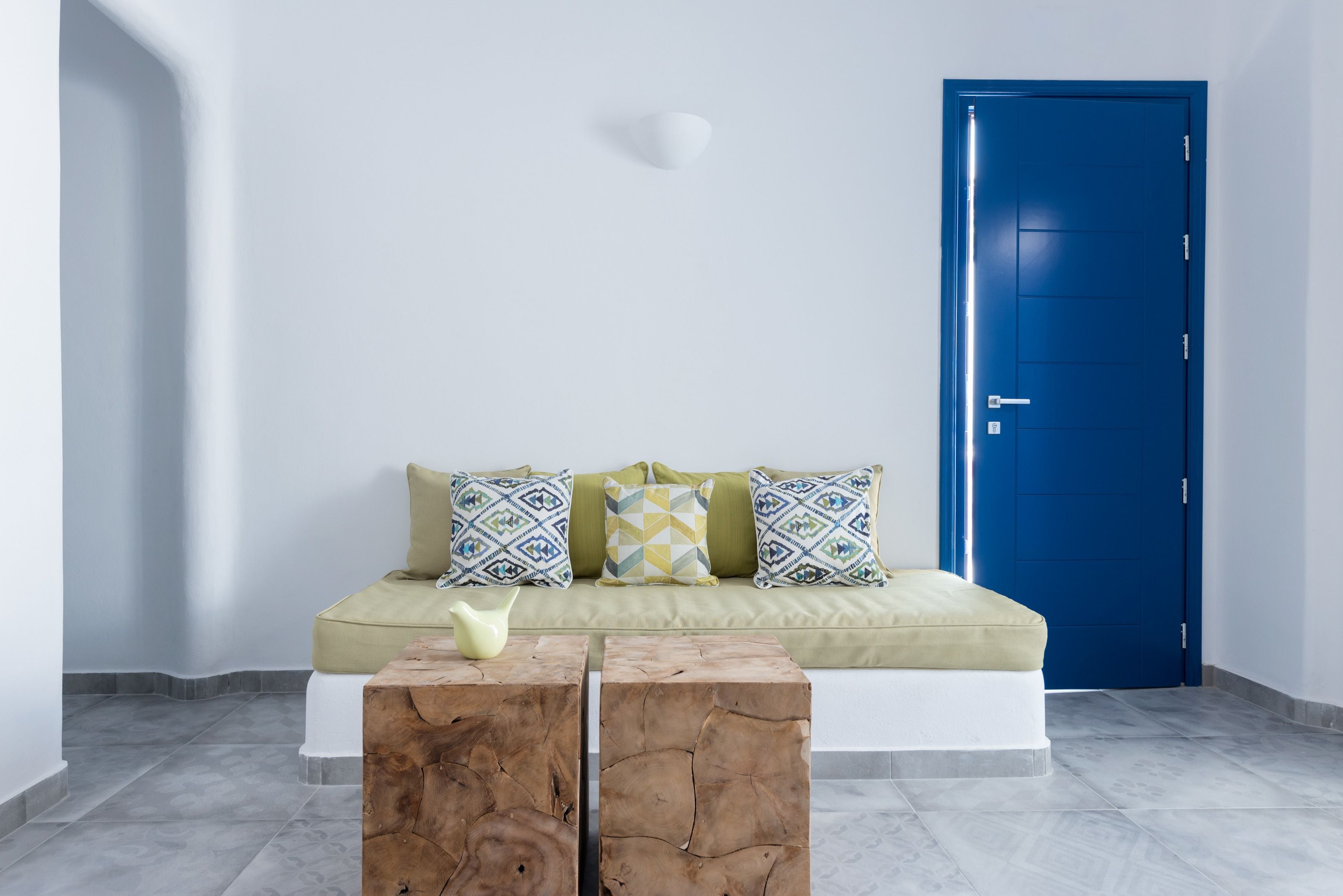 superior studio, hot tub | in-room safe, iron/ironing board, rollaway beds, free wifi