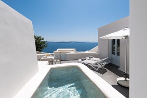 Villa, baignoire à remous (caldera view) | Vue de la chambre