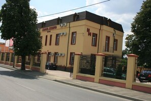 Exterior - Hotel Maryo (Ploiesti)