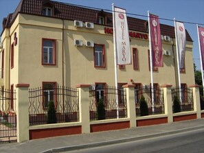 Exterior - Hotel Maryo (Ploiesti)