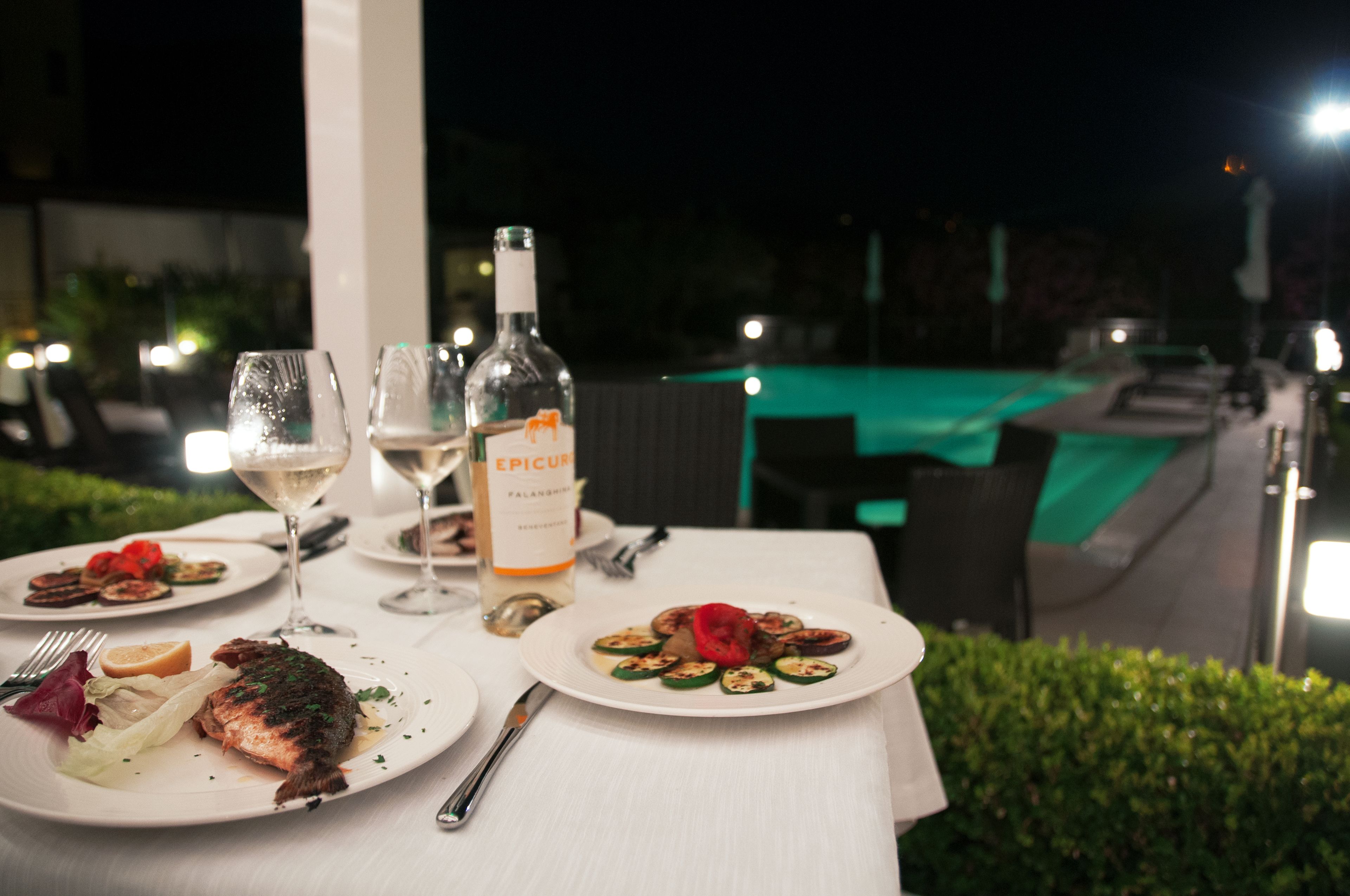 lunch, dinner served; italian cuisine, pool views