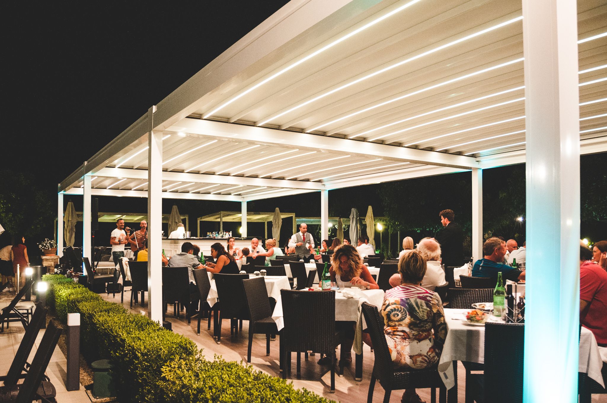 Outdoor dining