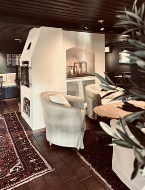 Breakfast and dinner served  - Hotell Miskarp (Mjolby)