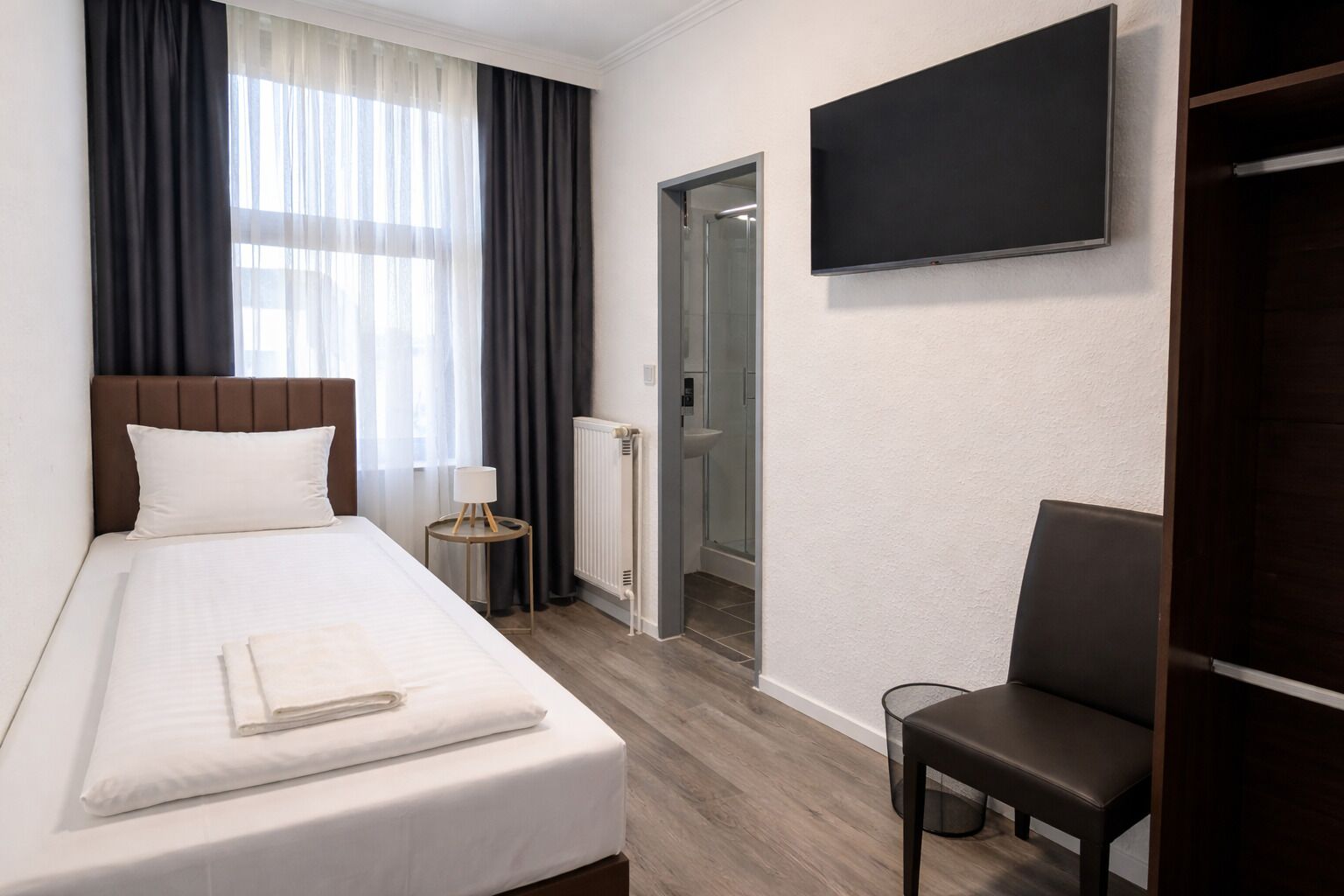 Premium bedding, pillow-top beds, in-room safe, desk