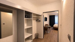 TV - Hotel Hansahof Bremen (Bremen)