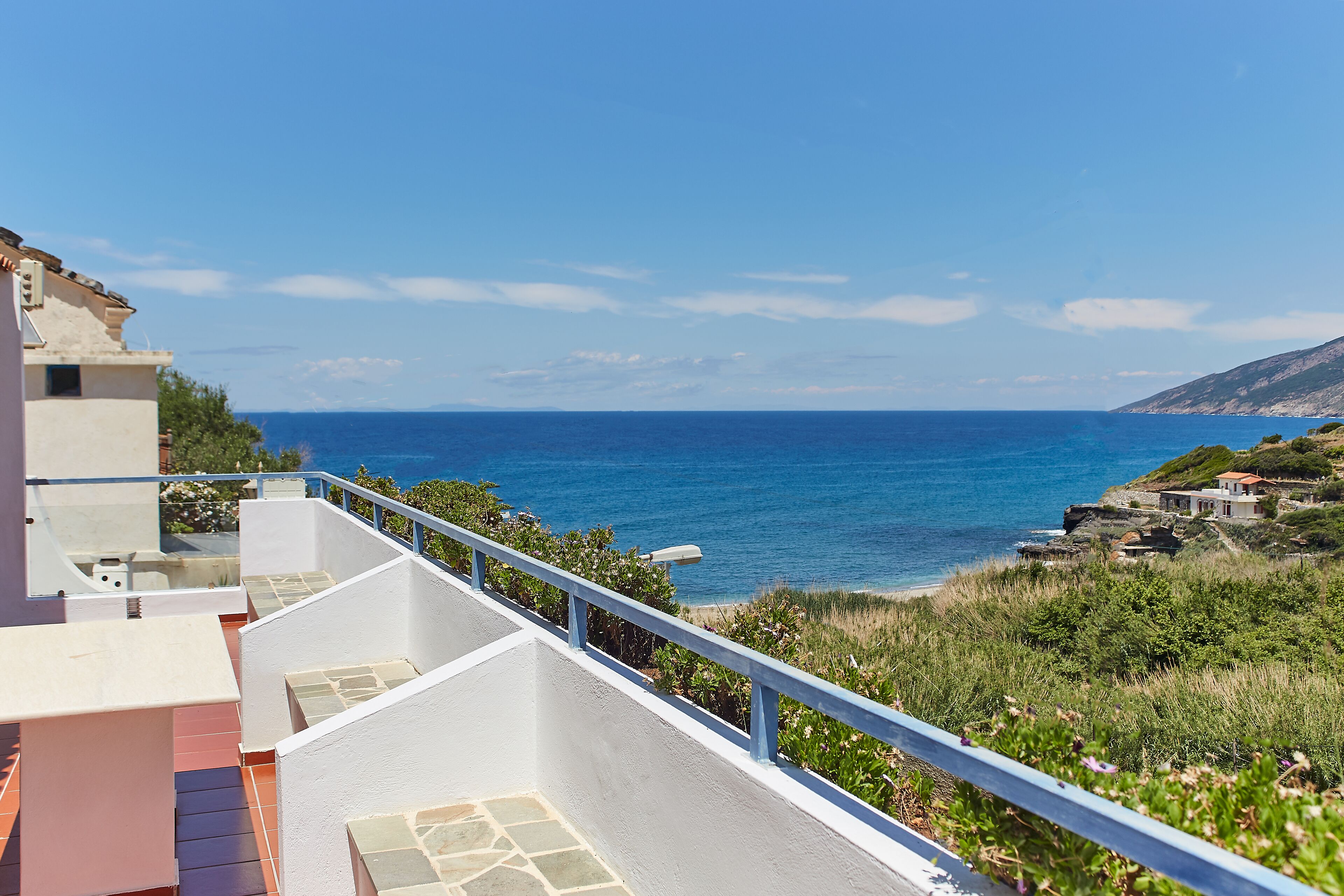 Beach/ocean view