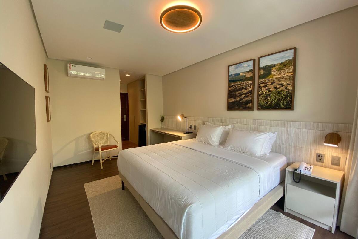 luxury twin room | minibar, in-room safe, blackout curtains, free wifi