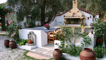 BBQ/picnic area