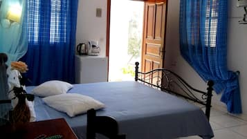 Standard Room | Egyptian cotton sheets, Select Comfort beds, in-room safe, soundproofing