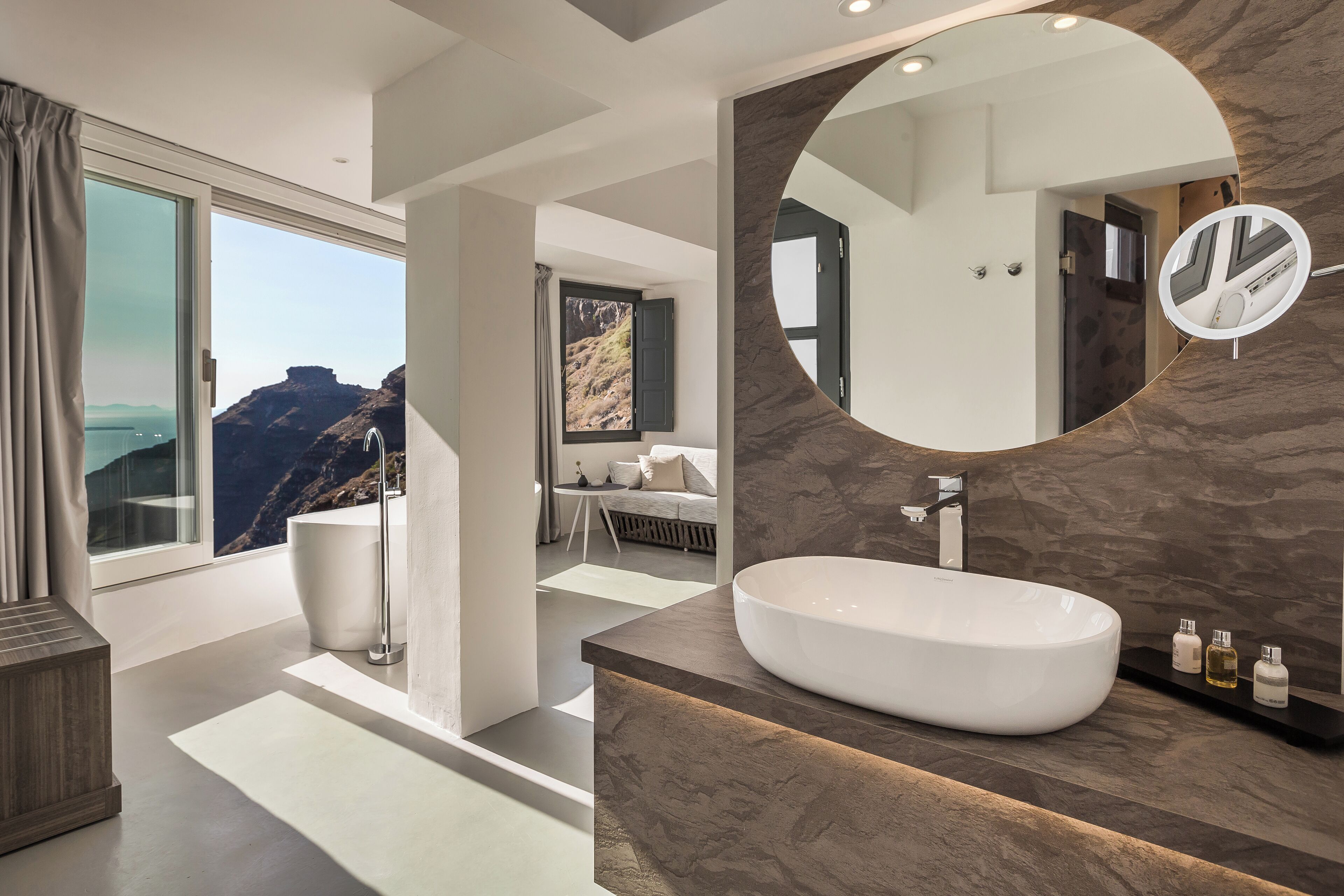 Photo - Sun Rocks Boutique Hotel - Caldera View Suites & Sunset Dining Experience