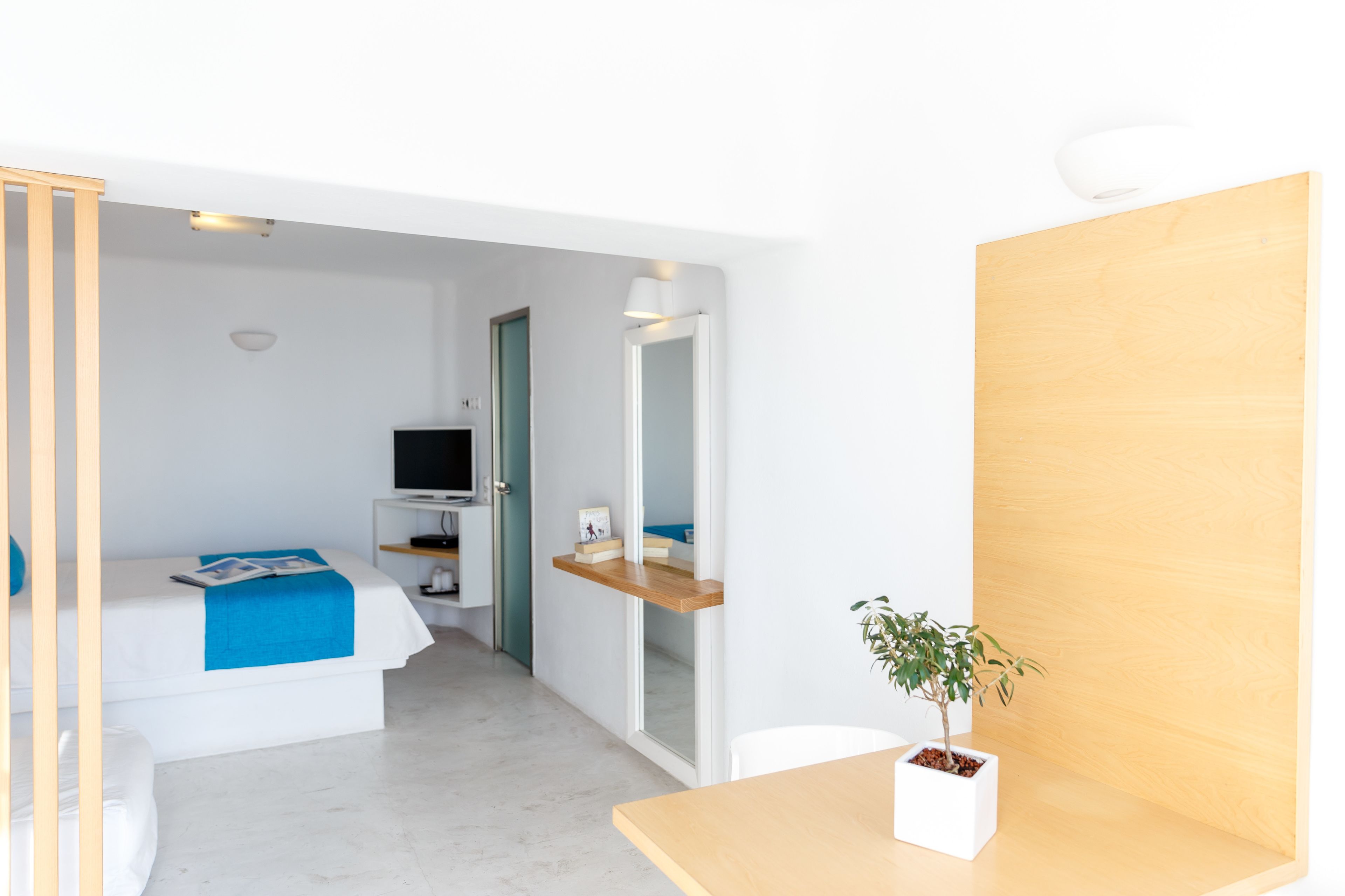 triple room caldera view, sea view | pillow-top beds, in-room safe, soundproofing, iron/ironing board