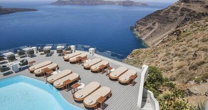 Sun Rocks Boutique Hotel