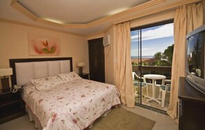 Premium bedding, down comforters, pillowtop beds, minibar - Hotel e SPA Laje de Itaúna (Saquarema)