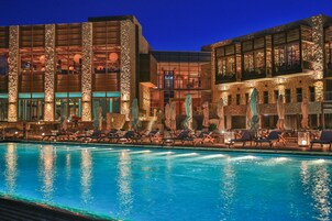 Indoor pool, seasonal outdoor pool, pool umbrellas, sun loungers