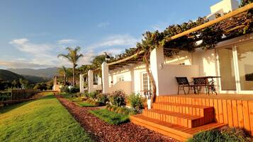 Deluxe Valley Facing | Terrace/patio