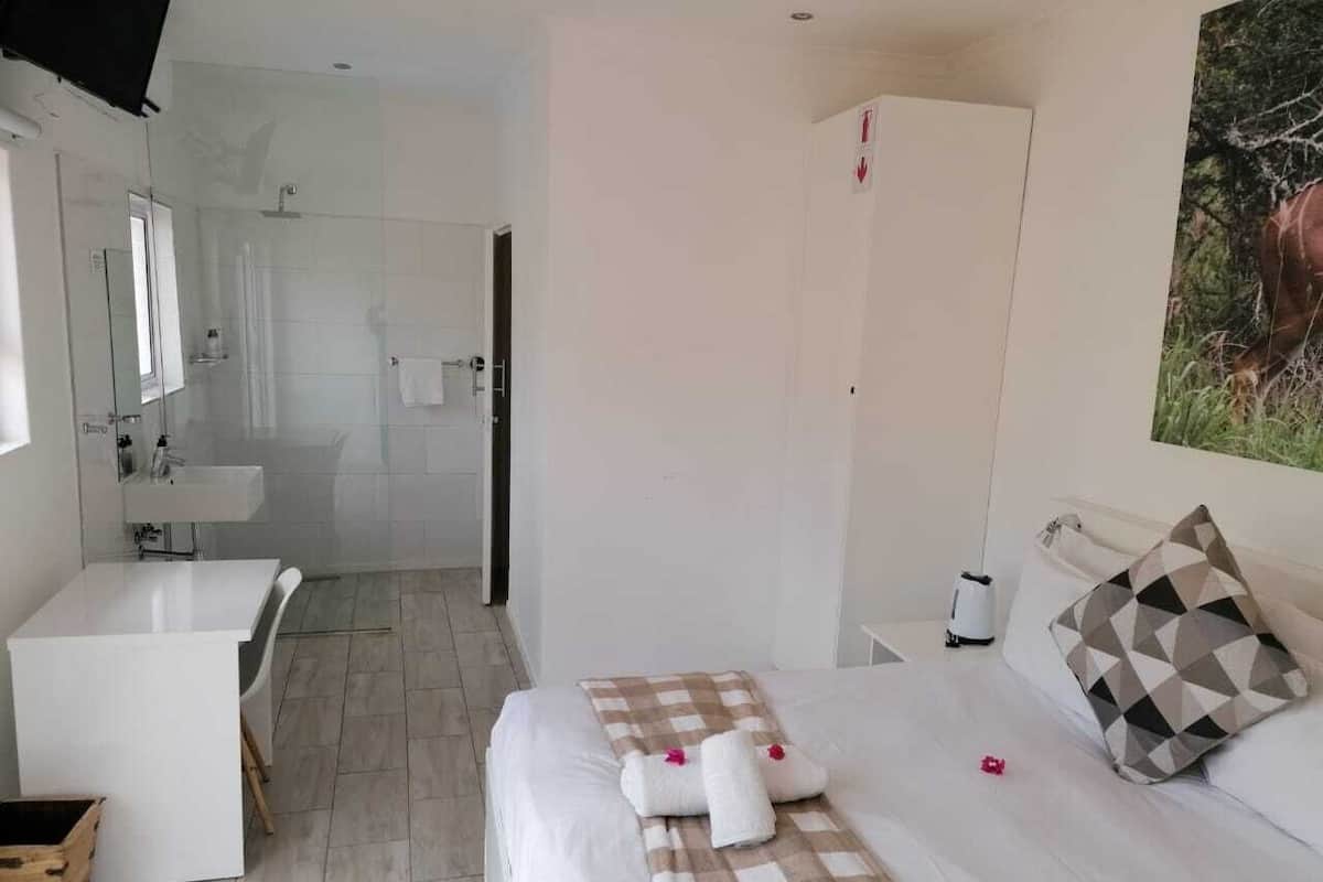 1 bedroom, minibar, in-room safe, individually decorated