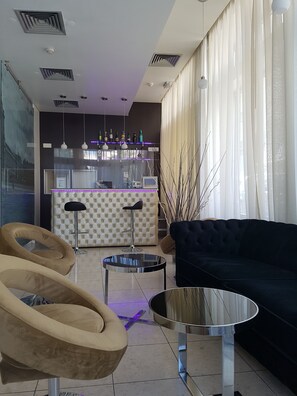 Bar (on property) - Lisbon City Hotel (Lisbon)