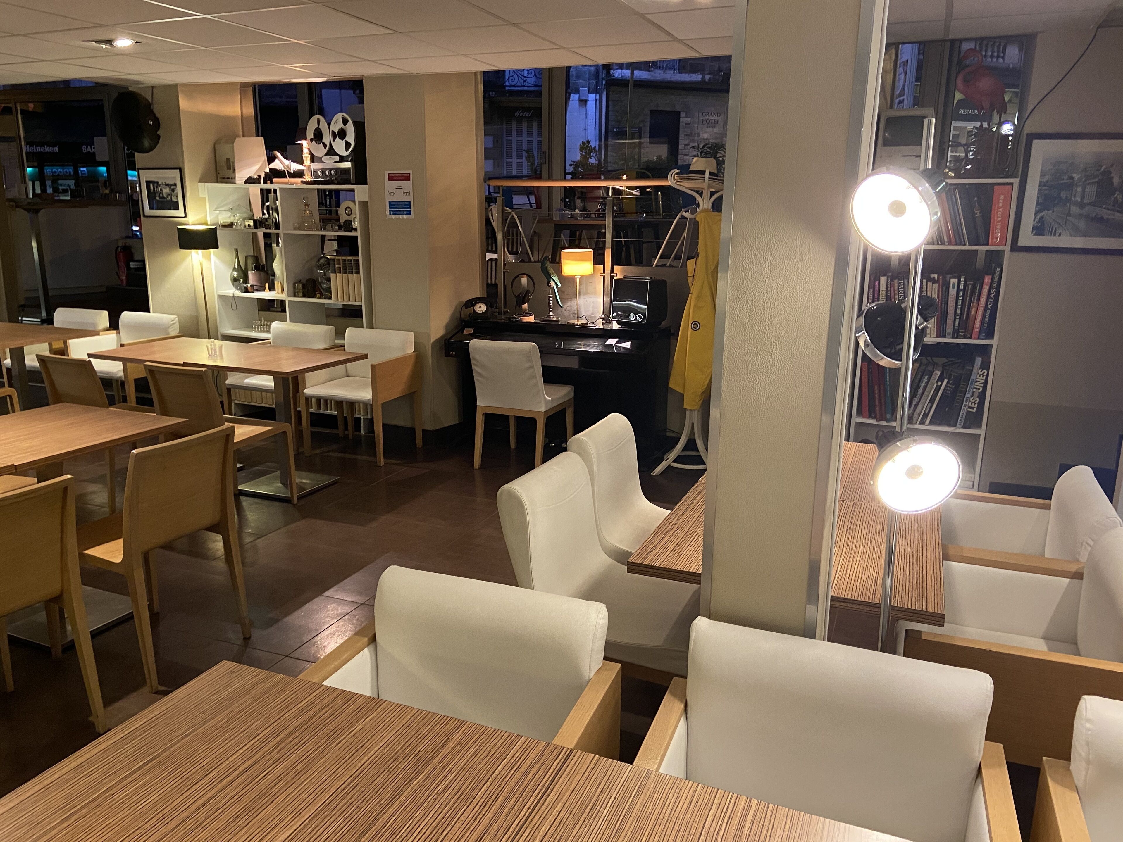 Foto - Abelha Hôtel Le France