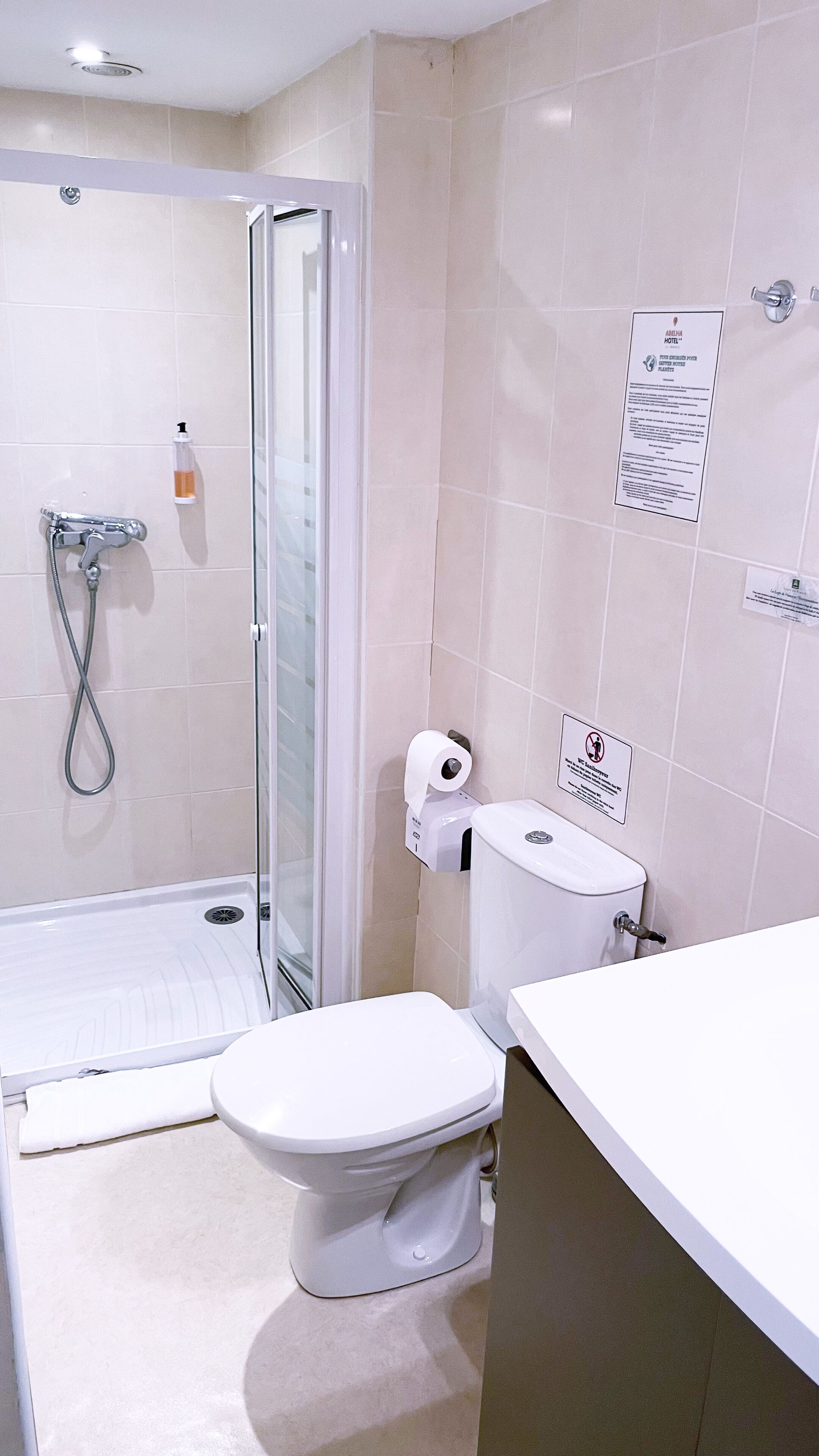 Foto - Abelha Hôtel Le France