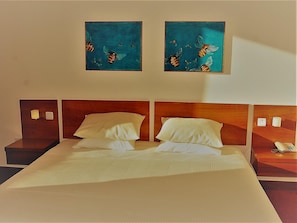 Minibar, in-room safe, desk, cots/infant beds - Quinta do Louredo (Agueda)
