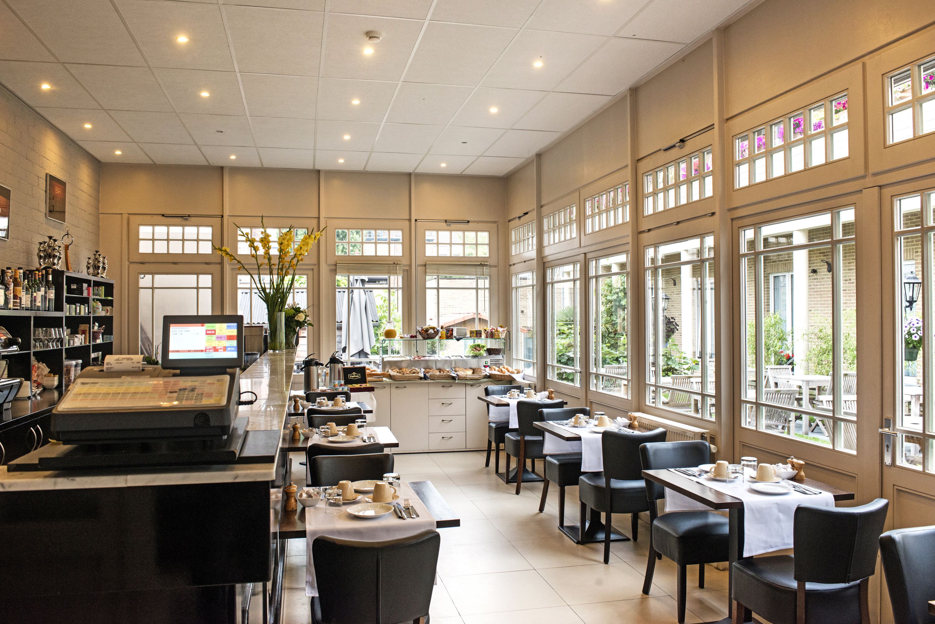 Daily buffet breakfast (EUR 20 per person)