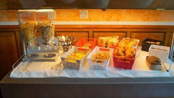 Breakfast, lunch, dinner served; local cuisine