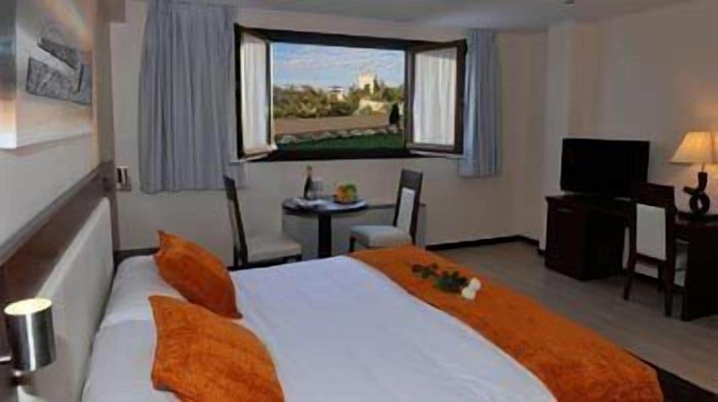 premium double room | minibar, in-room safe, desk, soundproofing