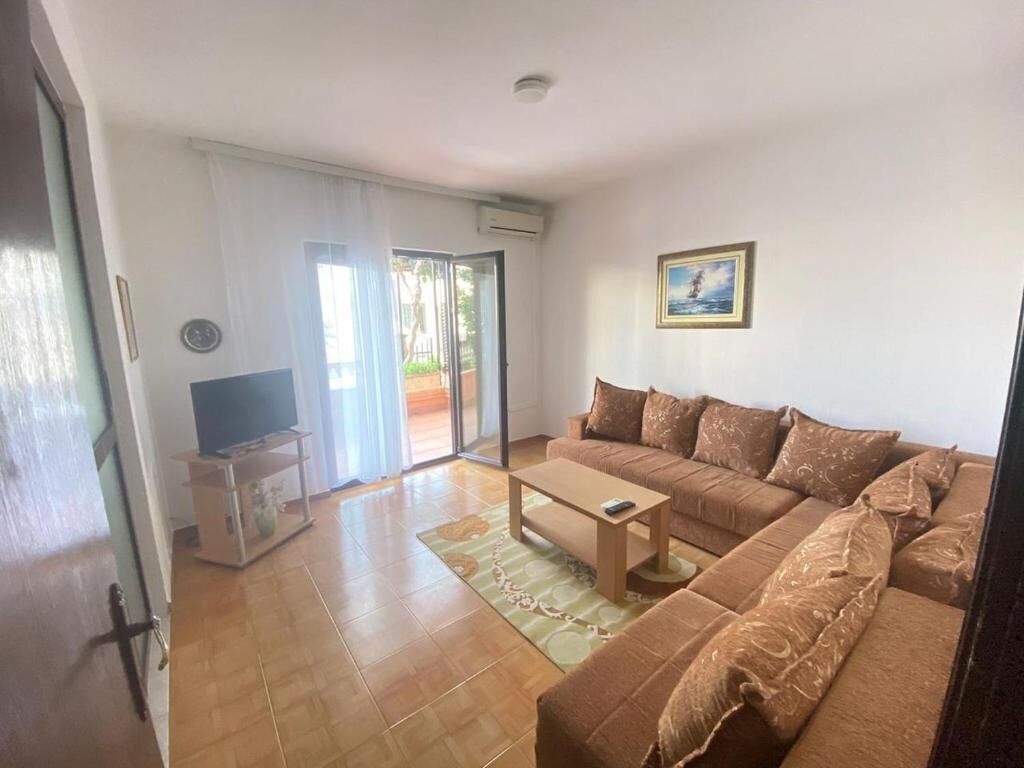 Condo, 1 Bedroom, Balcony | Living area | TV