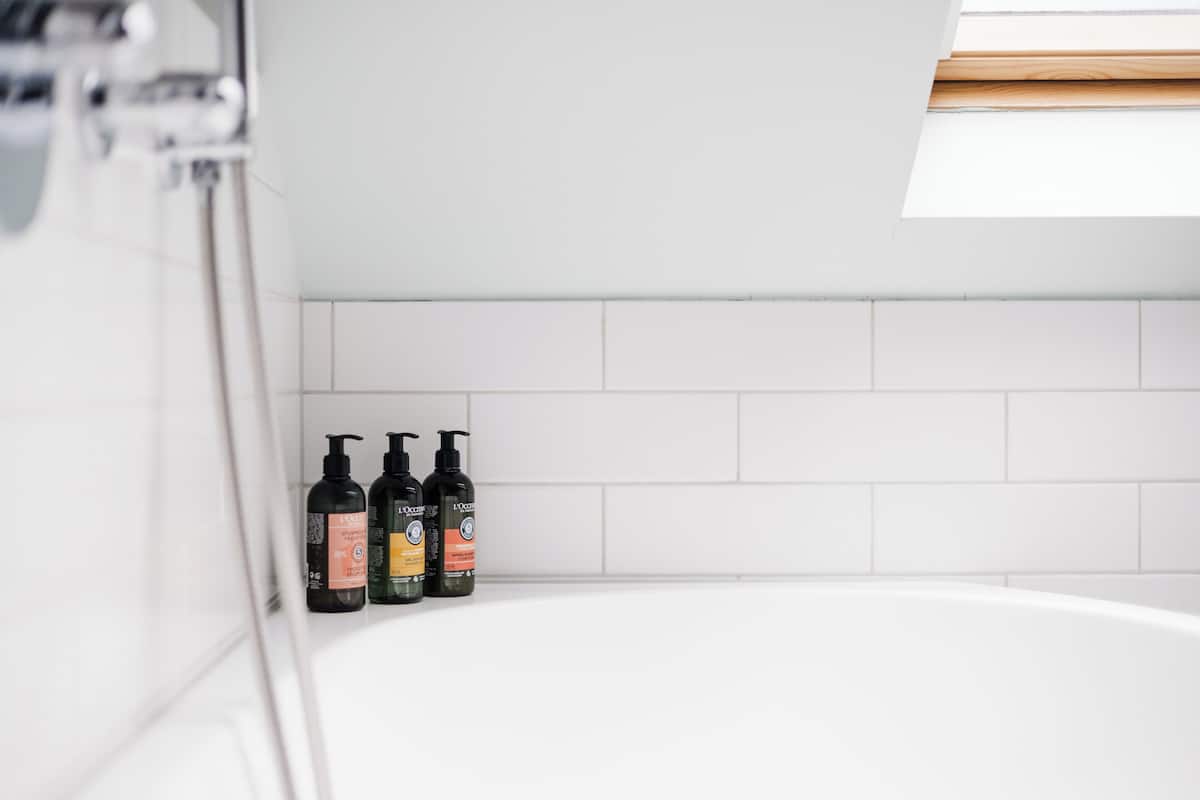 Apartment, 1 Bedroom | Bathroom | Designer toiletries, hair dryer, bathrobes, slippers