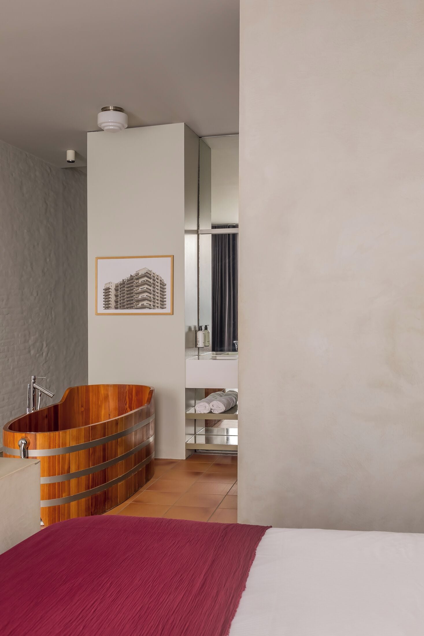 superior room (eco) | egyptian cotton sheets, select comfort beds, in-room safe