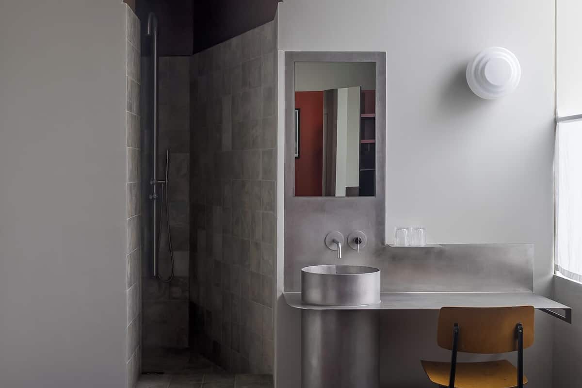 Habitación clásica | Sábanas de algodón egipcio, colchones Select Comfort, caja fuerte