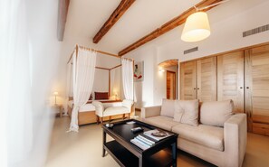 Panoramic Double Room | Living area