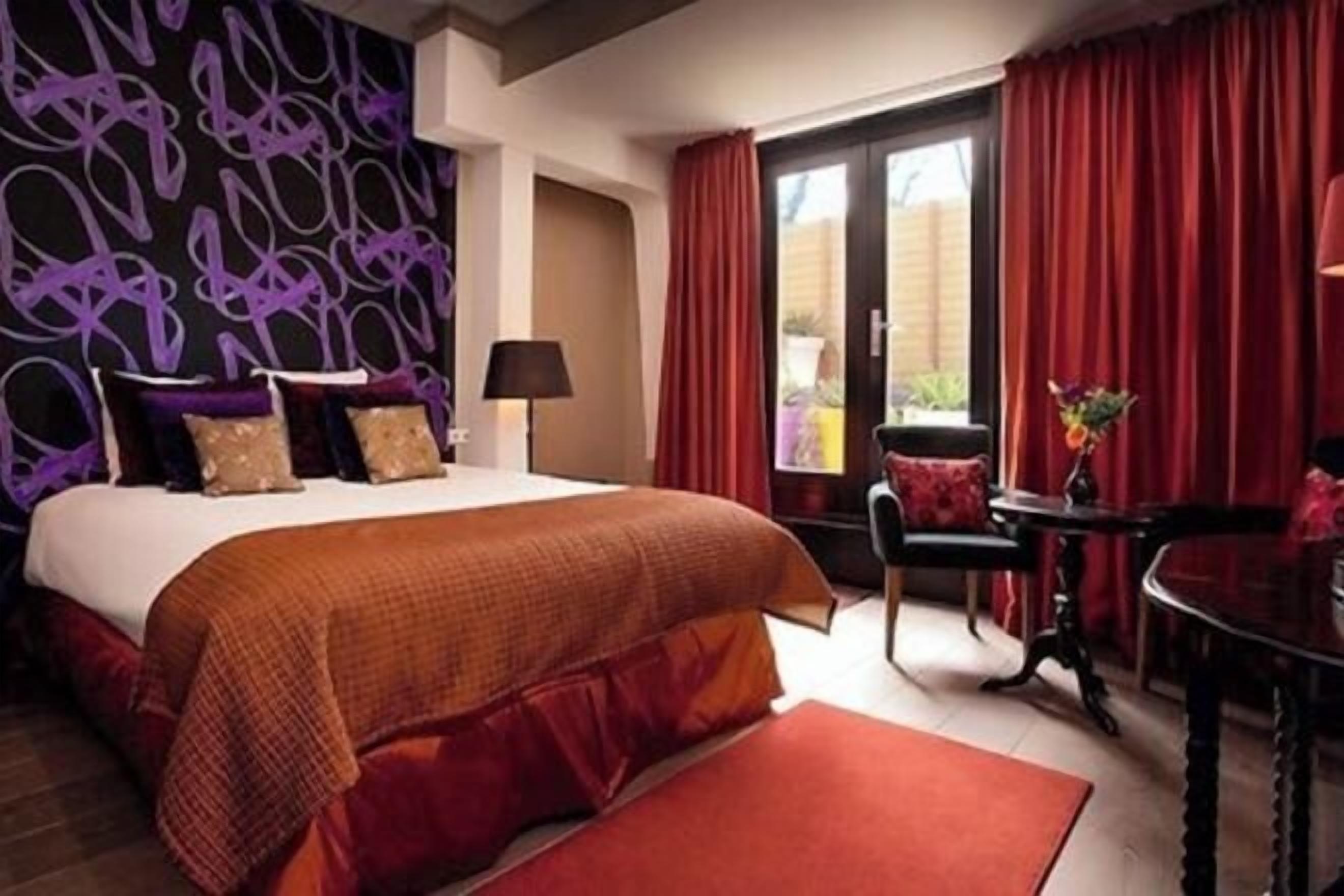 Premium bedding, minibar, in-room safe, blackout drapes