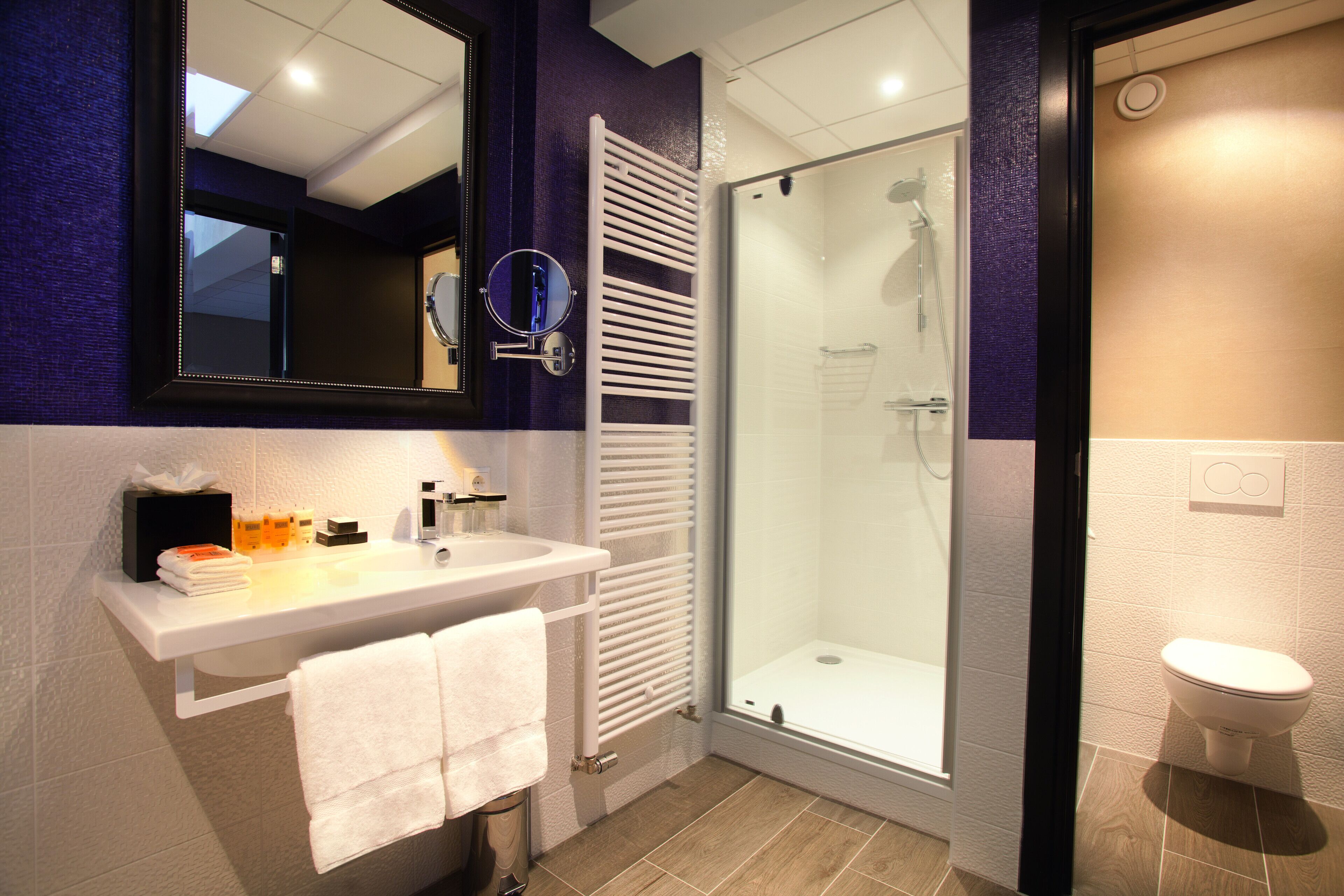 family room, 1 bedroom, non smoking, garden view | bathroom | free toiletries, hair dryer, towels, soap