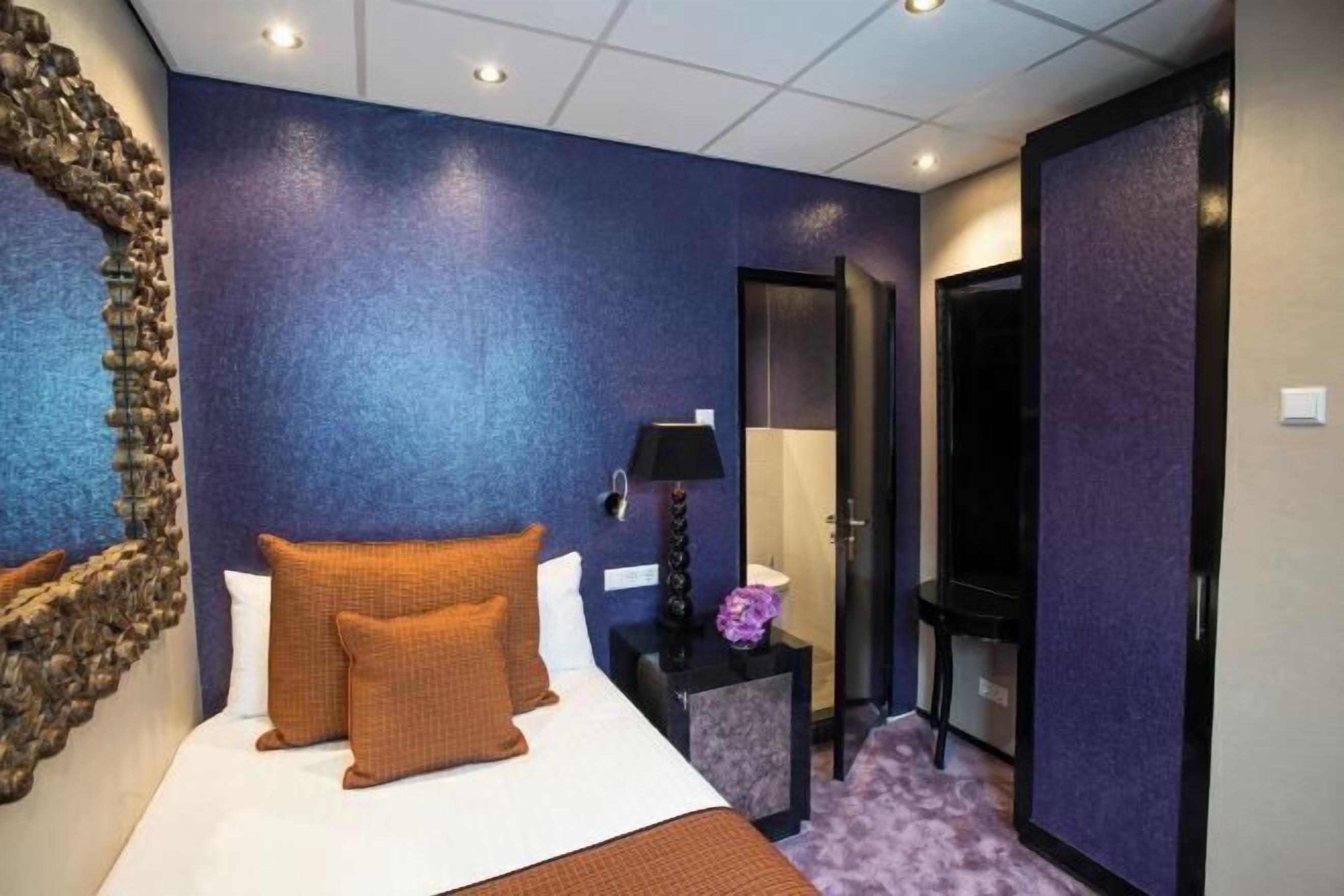 Premium bedding, minibar, in-room safe, blackout drapes